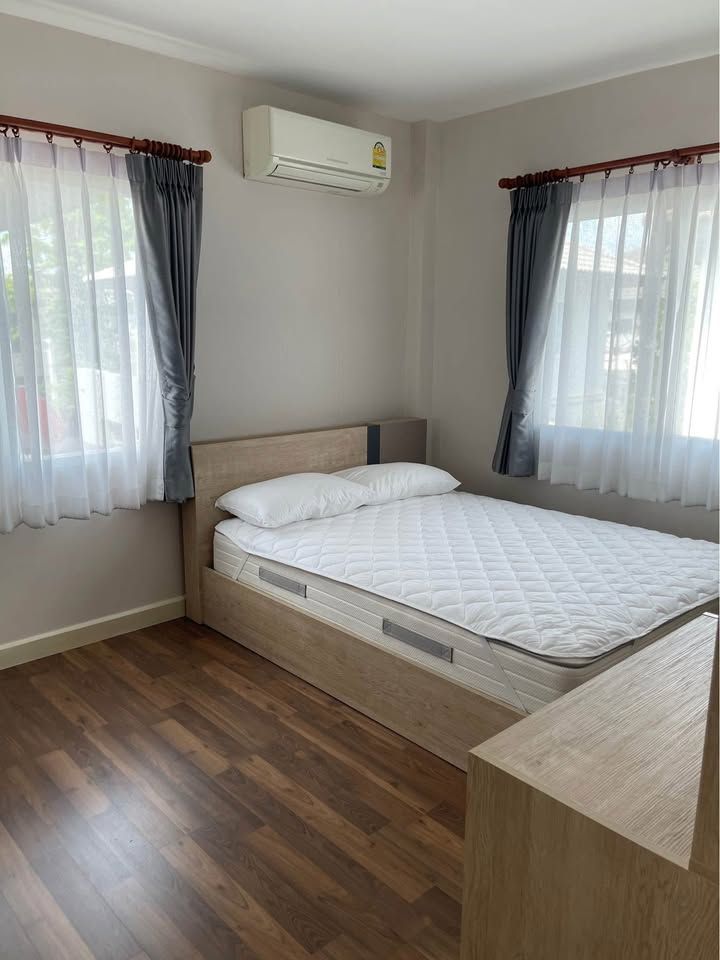 3 卧室 独立房屋 出租 在  - Image 8