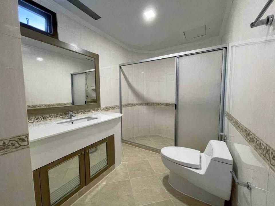 uploads/fd6bd717-700b-4a1c-8bbd-e097bbce9e68/c2401483-e410-4be4-a8e0-6b867e158efe