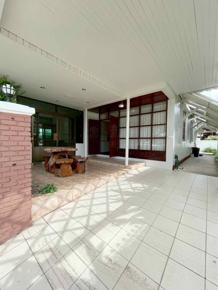 uploads/fd6bd717-700b-4a1c-8bbd-e097bbce9e68/c2e51781-2fee-4866-af28-1f35bf74a83b