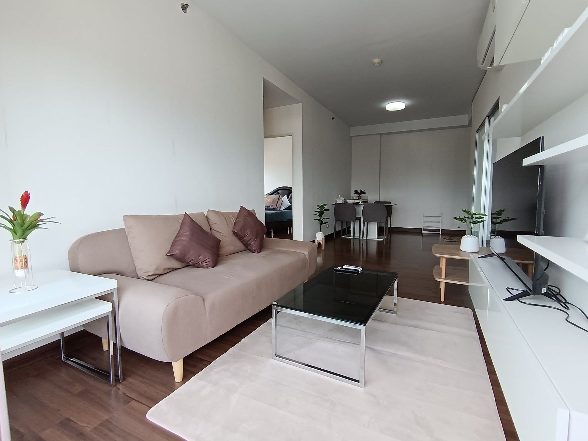 2 卧室 公寓 出租 在  - Image 2