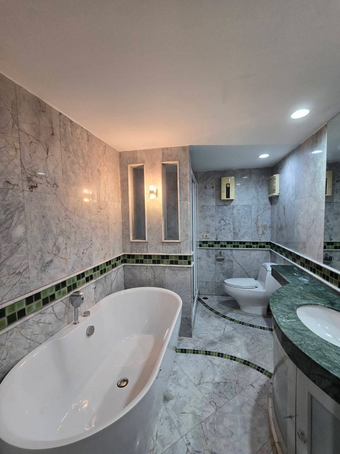 uploads/fd6bd717-700b-4a1c-8bbd-e097bbce9e68/c5d1a2e1-a563-44e5-9055-bad948073bf9