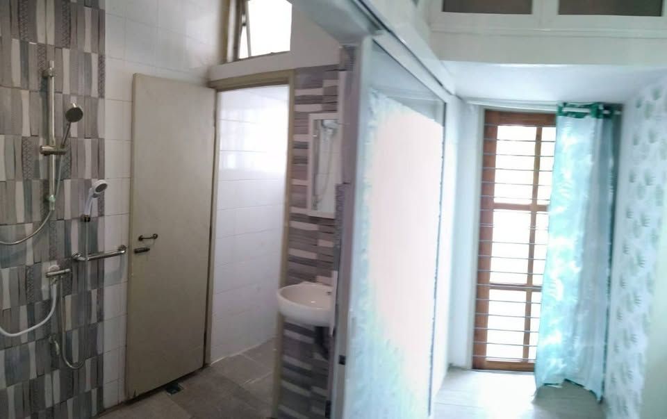 4 卧室 独立房屋 出租 在  - Image 11