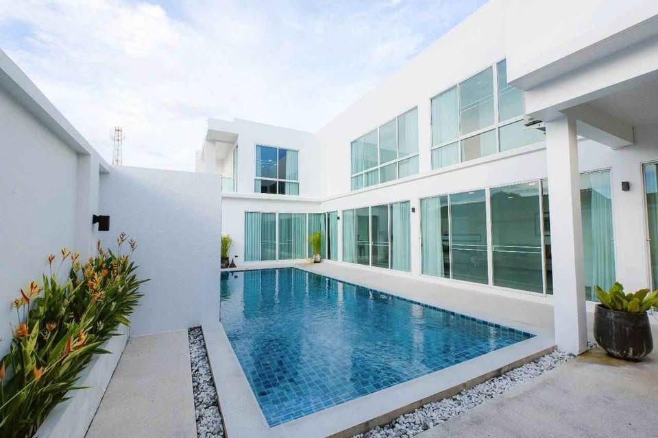 5 卧室 独立房屋 出租 在  - Image 3