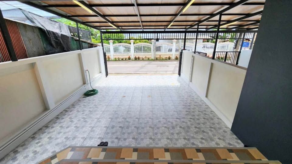 3 Bedroom Townhouse For Rent in San Phak Wan, Hang Dong, Chiang Mai - Image 20