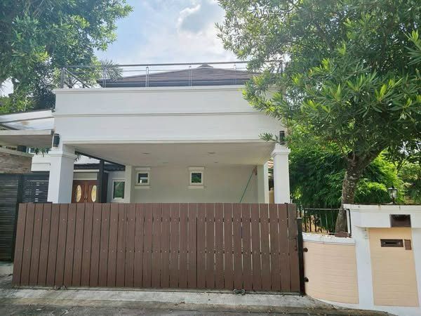 4 卧室 独立房屋 出租 在  - Image 1