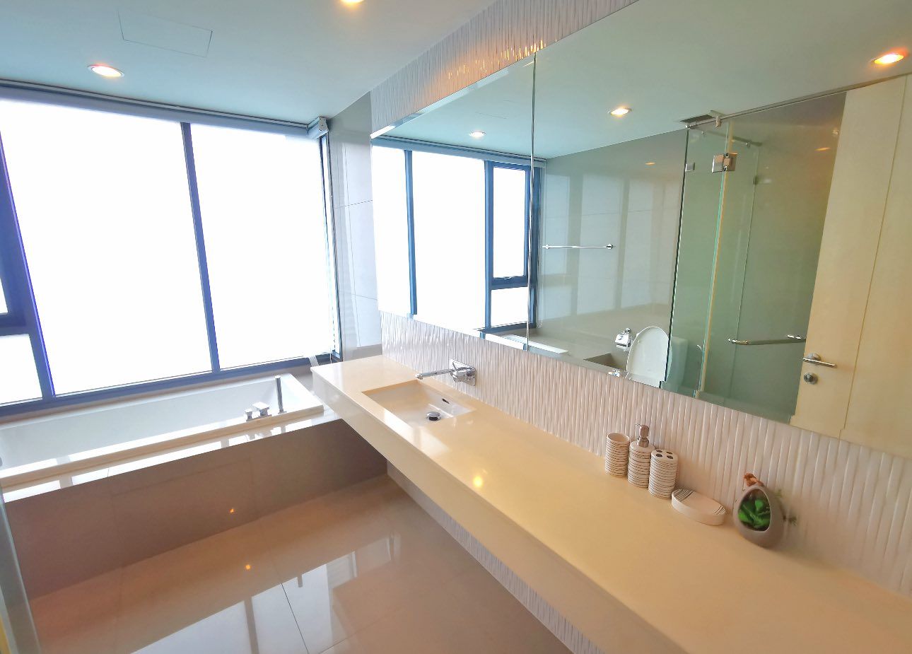 Rhythm Sukhumvit 42 - Image 5