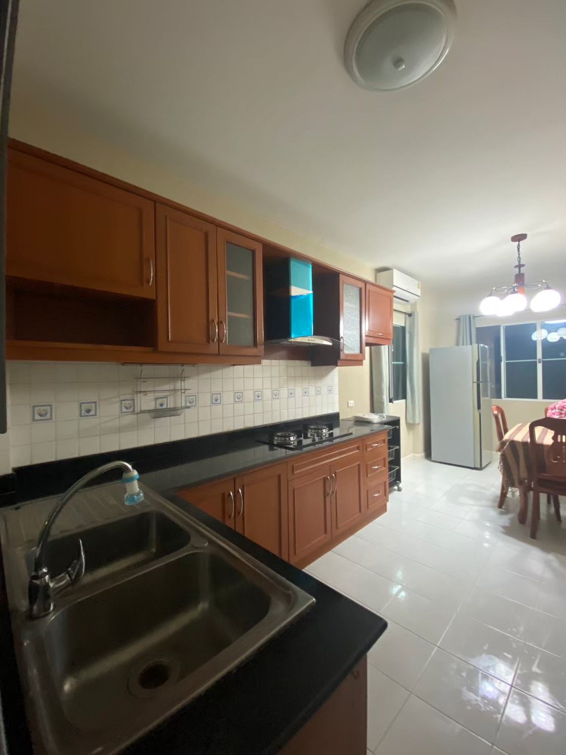 uploads/fd6bd717-700b-4a1c-8bbd-e097bbce9e68/cf540097-d64c-4b18-8f10-a3c7c5a1600e