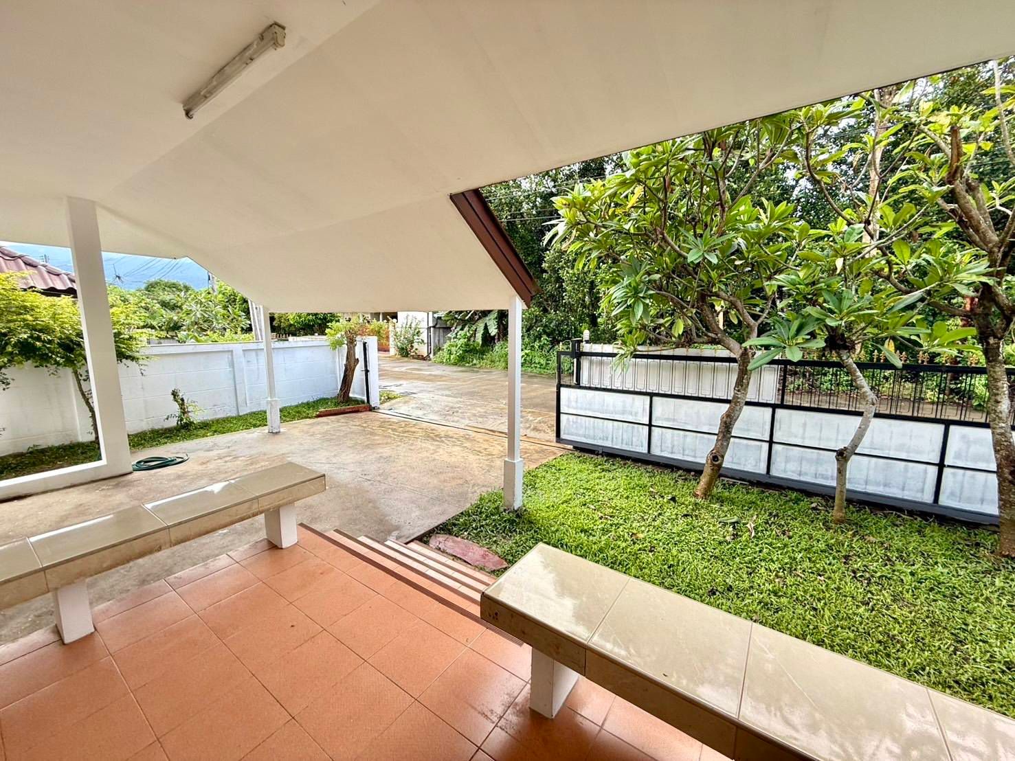 2 卧室 独立房屋 出租 在  - Image 10