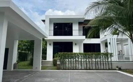 4 Bedroom House For Sale in Tha Wang Tan, Saraphi, Chiang Mai - Image 1