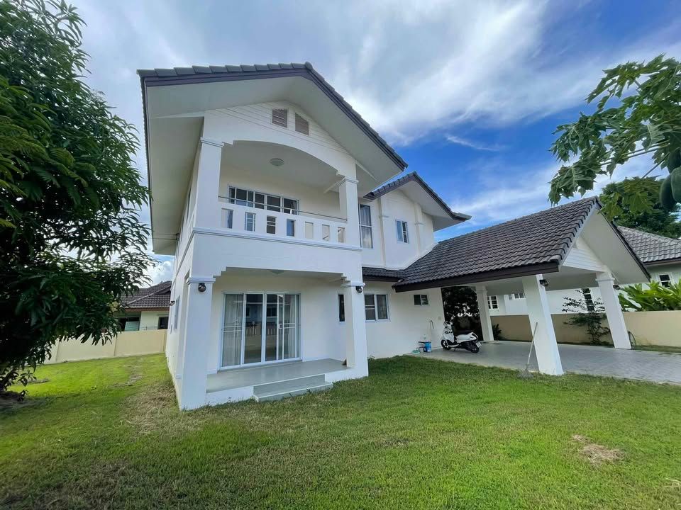 5 卧室 独立房屋 出租 在  - Image 1