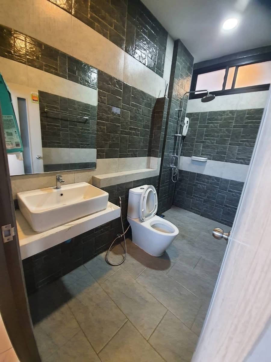 4 Bedroom House For Rent in Samran Rat, Doi Saket, Chiang Mai - Image 8