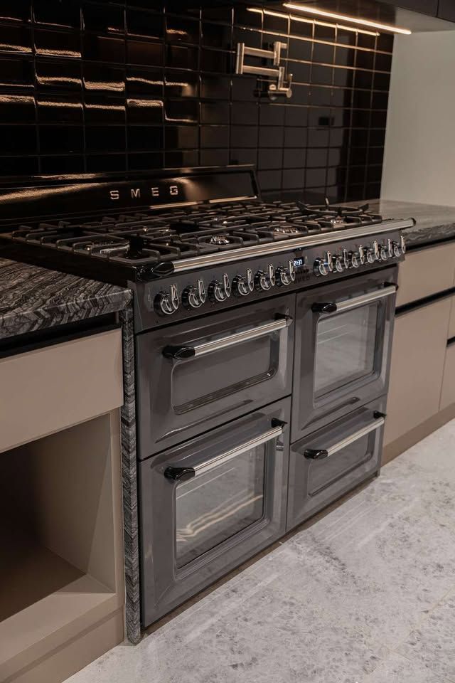 uploads/fd6bd717-700b-4a1c-8bbd-e097bbce9e68/d54aaa04-eb12-474d-a31a-2c3de3348bcc