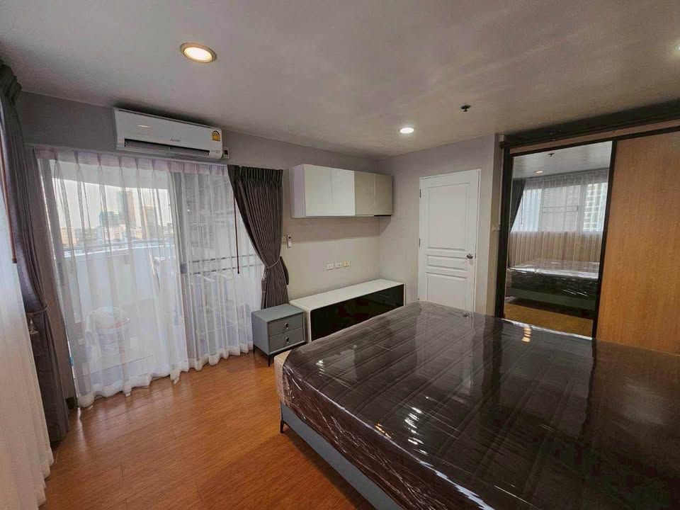 The Waterford Diamond - Image 3