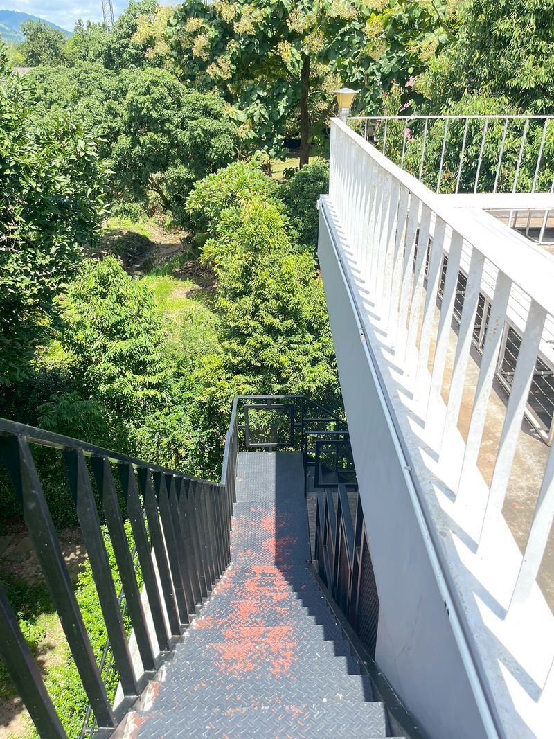 7 卧室 独立房屋 出售 在  - Image 18