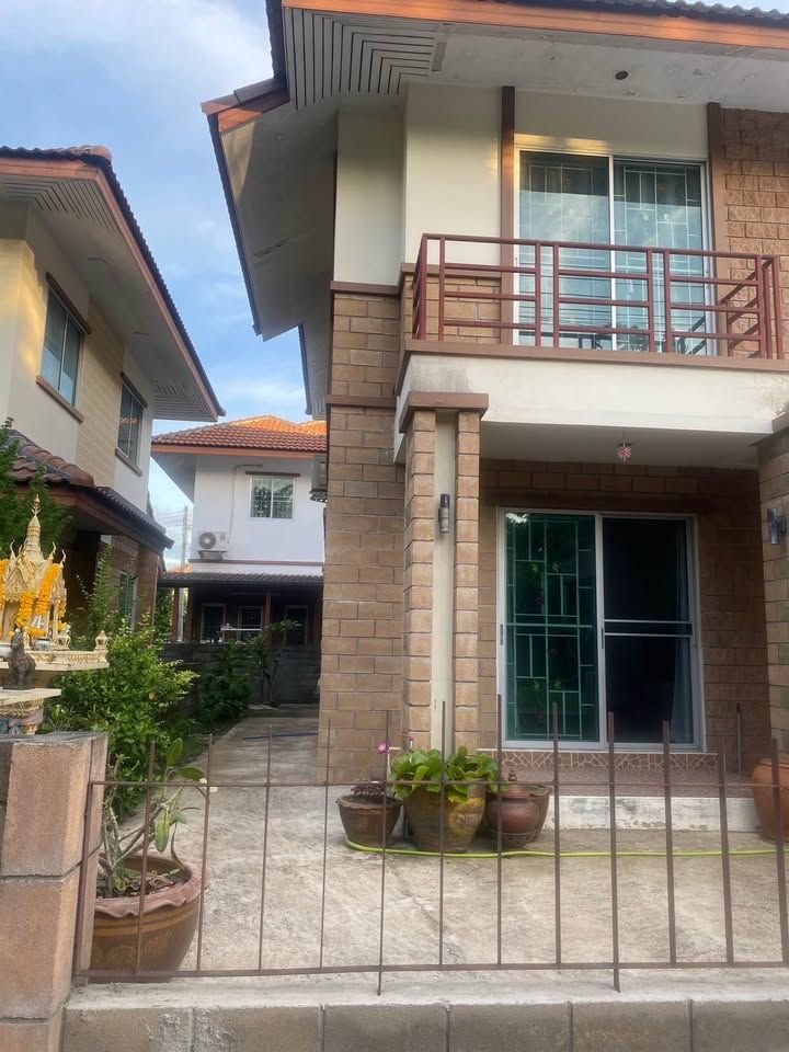 3 卧室 独立房屋 出租 在  - Image 2