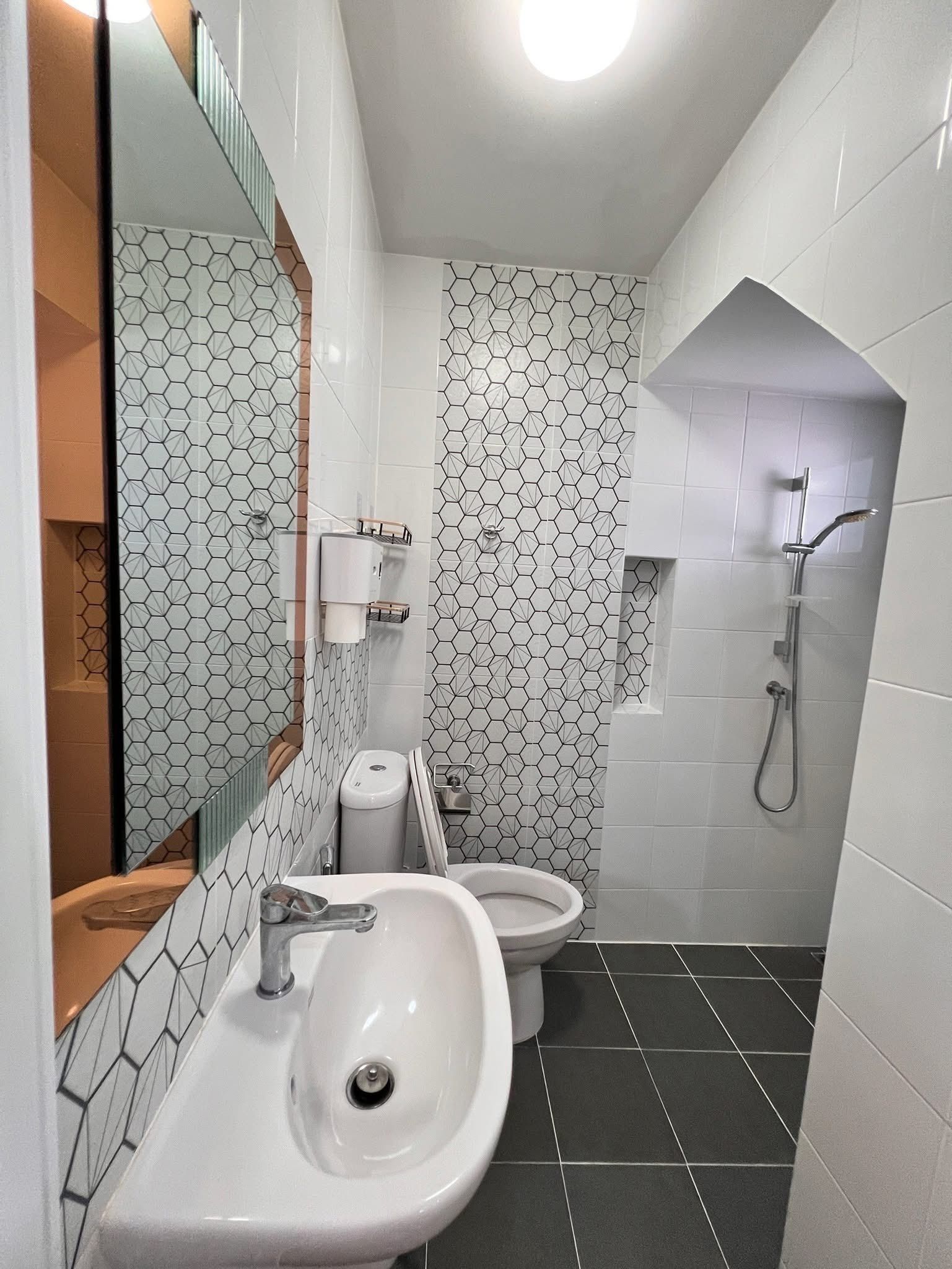 4 卧室 联排别墅 出租 在  - Image 9