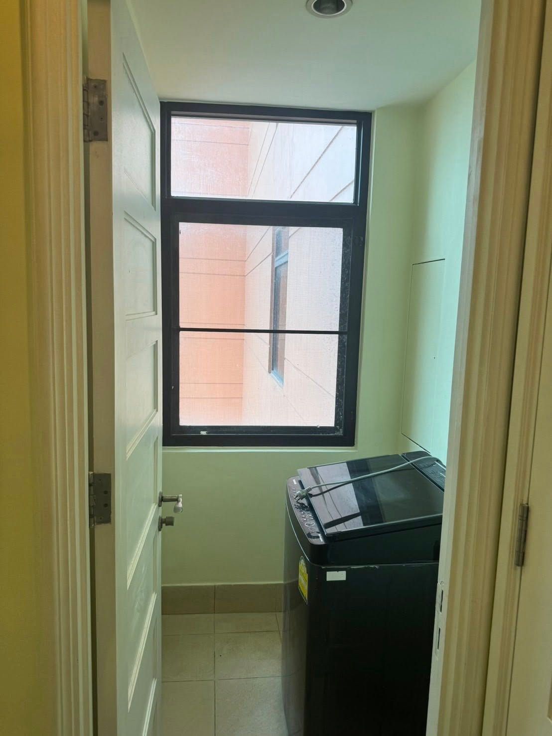 2 卧室 公寓 出租 在  - Image 11