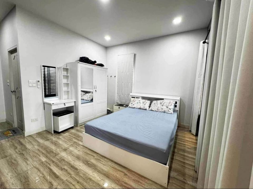 3 Bedroom Townhouse For Rent in San Phak Wan, Hang Dong, Chiang Mai - Image 13