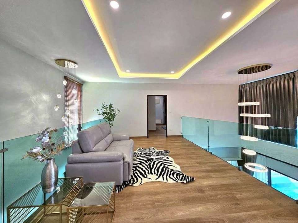 4 卧室 独立房屋 出租 在  - Image 11