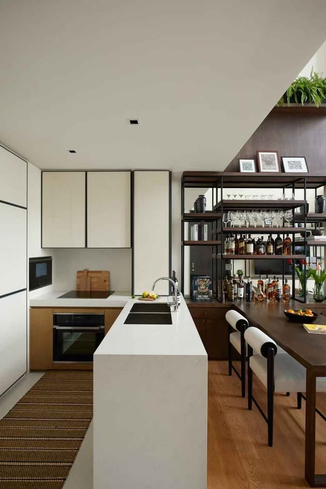 185 ราชดำริ - Image 10