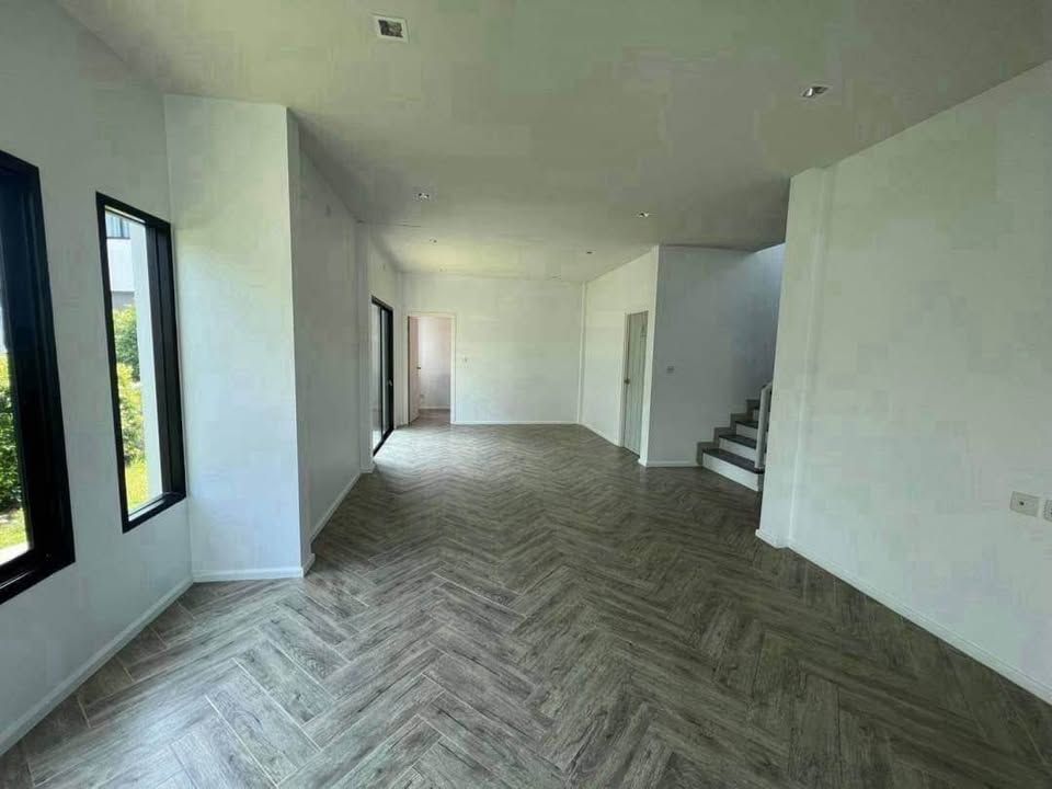 4 Bedroom House For Rent in Pa Phai, San Sai, Chiang Mai - Image 4