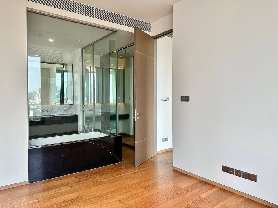 uploads/fd6bd717-700b-4a1c-8bbd-e097bbce9e68/e82aeef9-82a8-4d80-bf81-35156c88280f