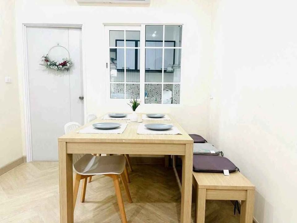 4 卧室 联排别墅 出租 在  - Image 5