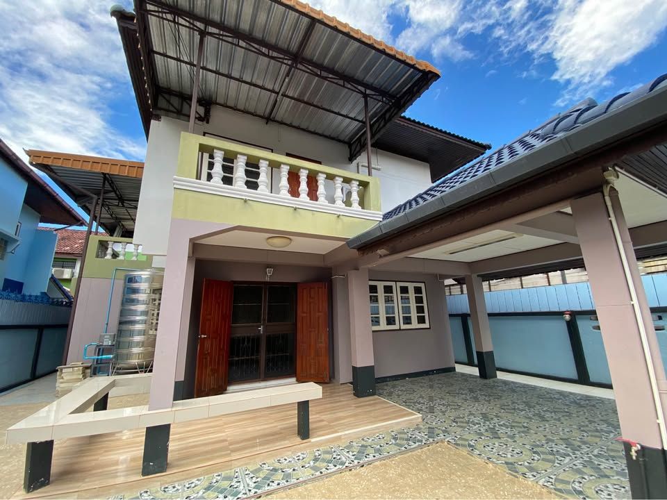 uploads/fd6bd717-700b-4a1c-8bbd-e097bbce9e68/edf254f2-b1b6-4434-b228-1dd884c11232