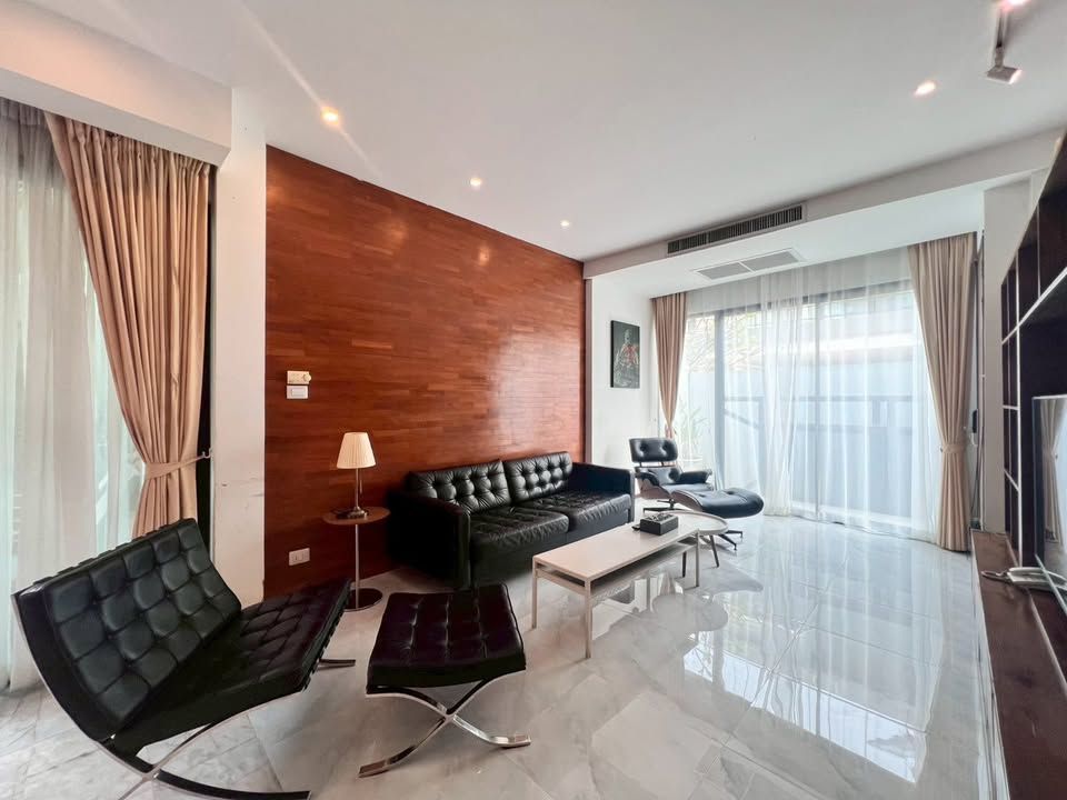 uploads/fd6bd717-700b-4a1c-8bbd-e097bbce9e68/ef32b4d9-0e09-4d36-a8e5-d87a42aa3b2a