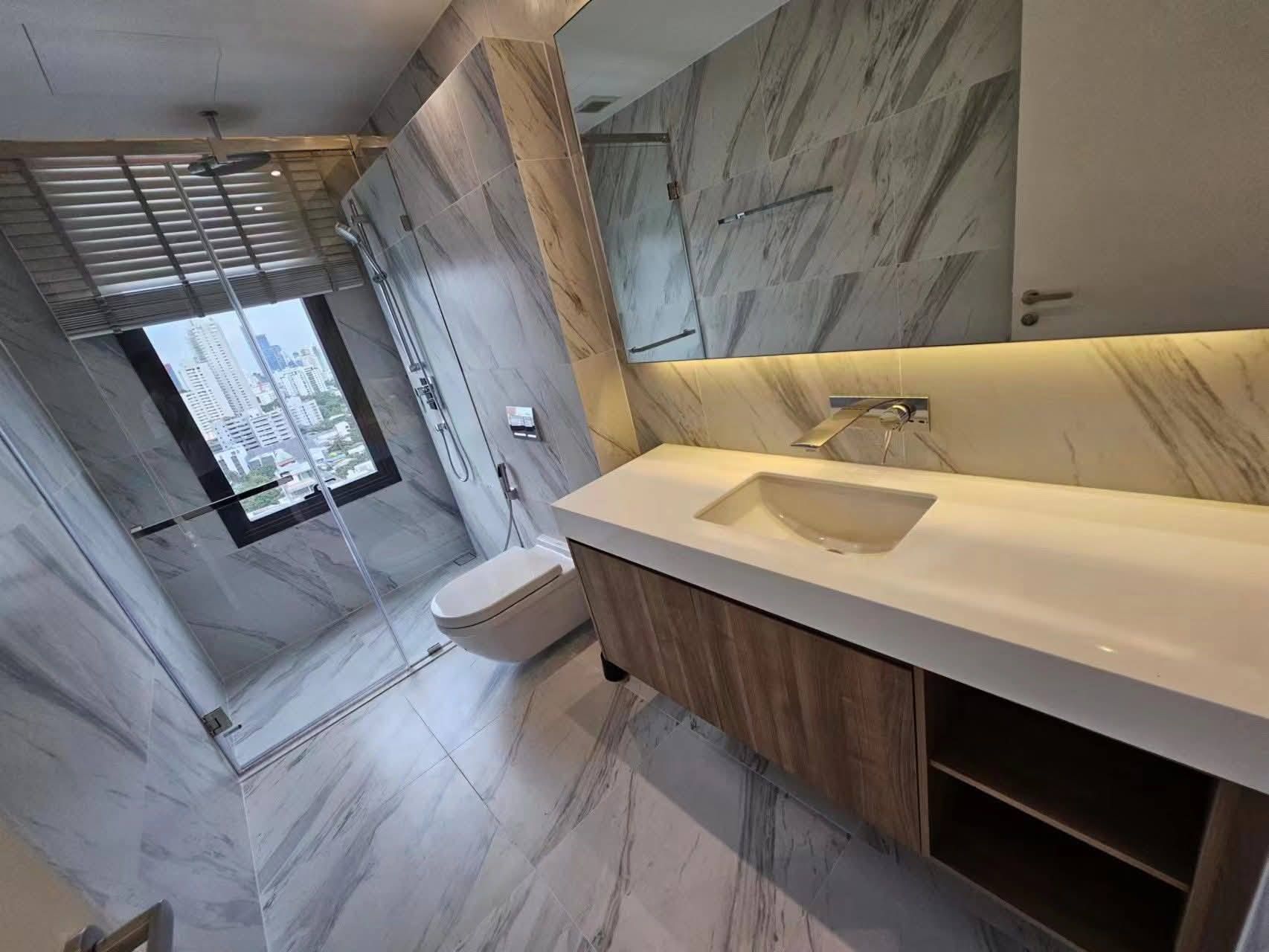 2 卧室 公寓 出租 在  - Image 9