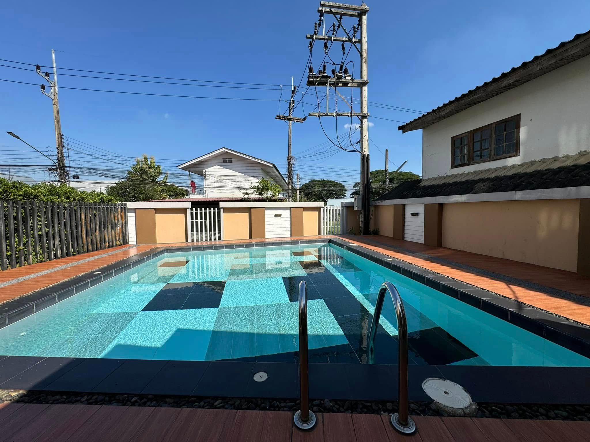 One Plus Business Park 1 - Image 27