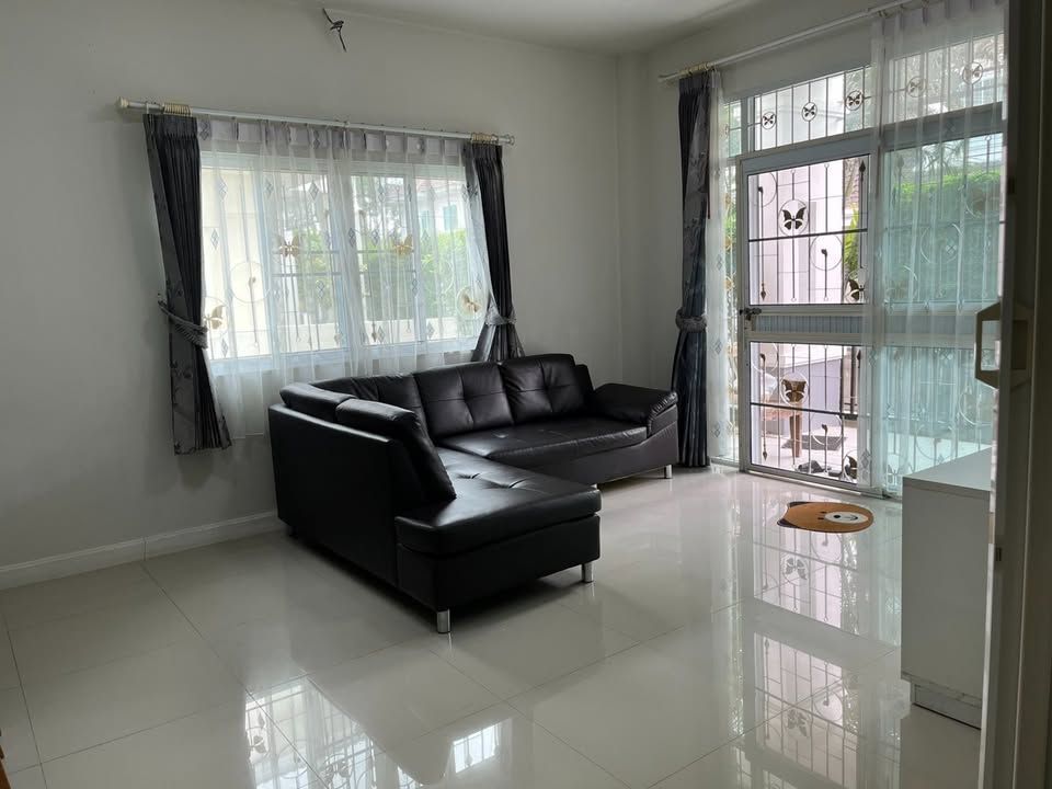 uploads/fd6bd717-700b-4a1c-8bbd-e097bbce9e68/f2327fb2-40df-4d99-acf7-77c6c0e09038