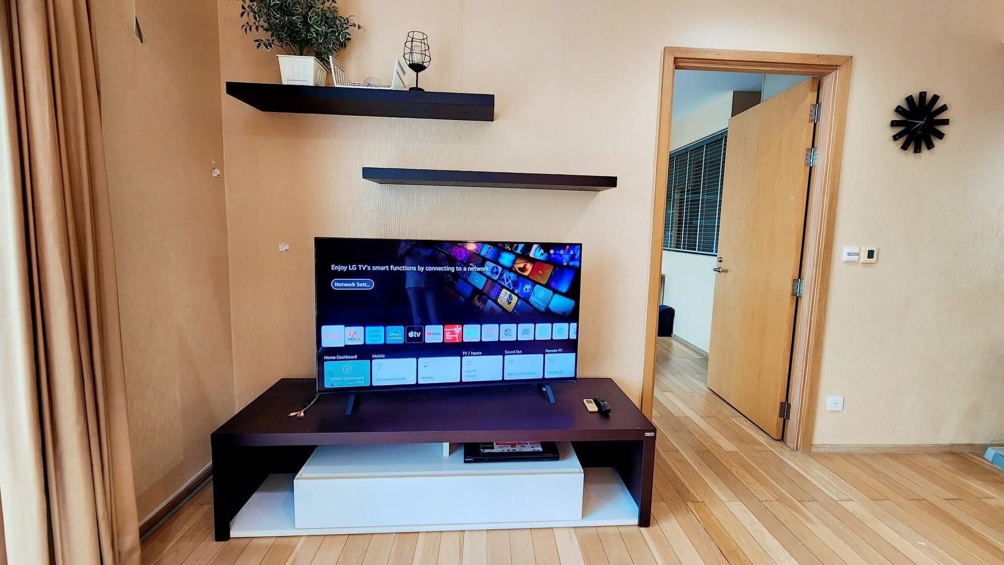 Siri at Sukhumvit - Image 3