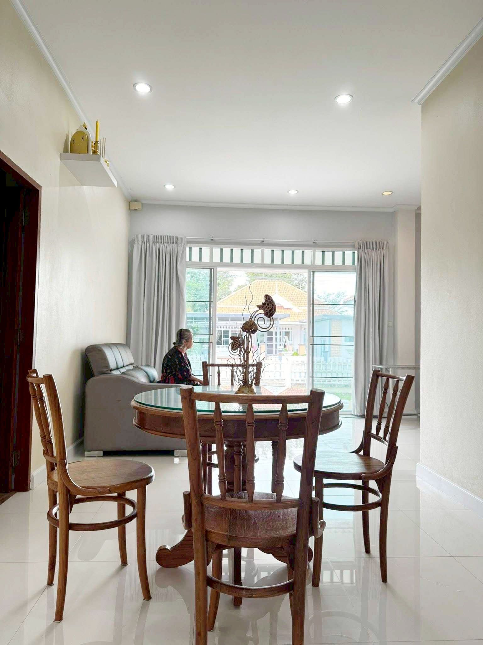 2 卧室 独立房屋 出租 在  - Image 5