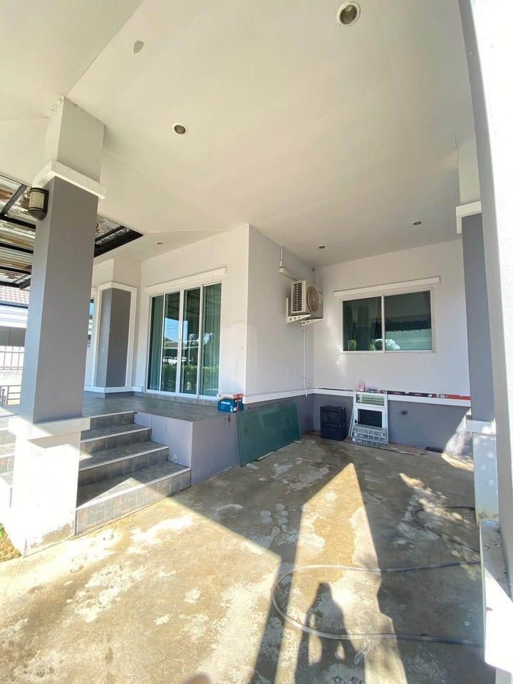 3 卧室 独立房屋 出售 在  - Image 2