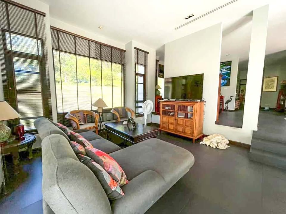 3 卧室 独立房屋 出售 在  - Image 3