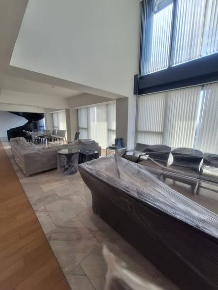 4 卧室 公寓 出售 在  - Image 8