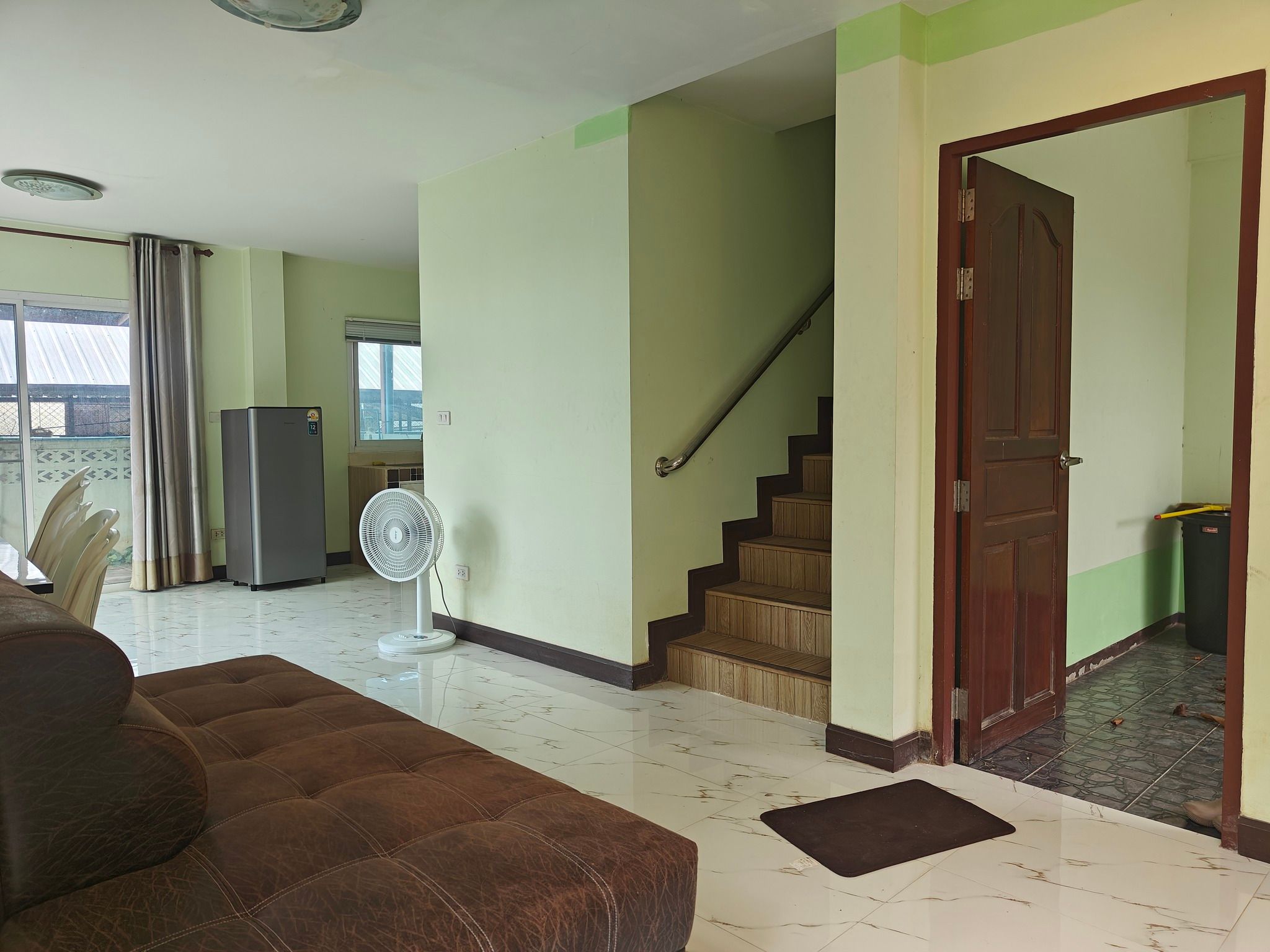 uploads/fd6bd717-700b-4a1c-8bbd-e097bbce9e68/f492e8e9-5477-4b77-8876-bf608f39b405