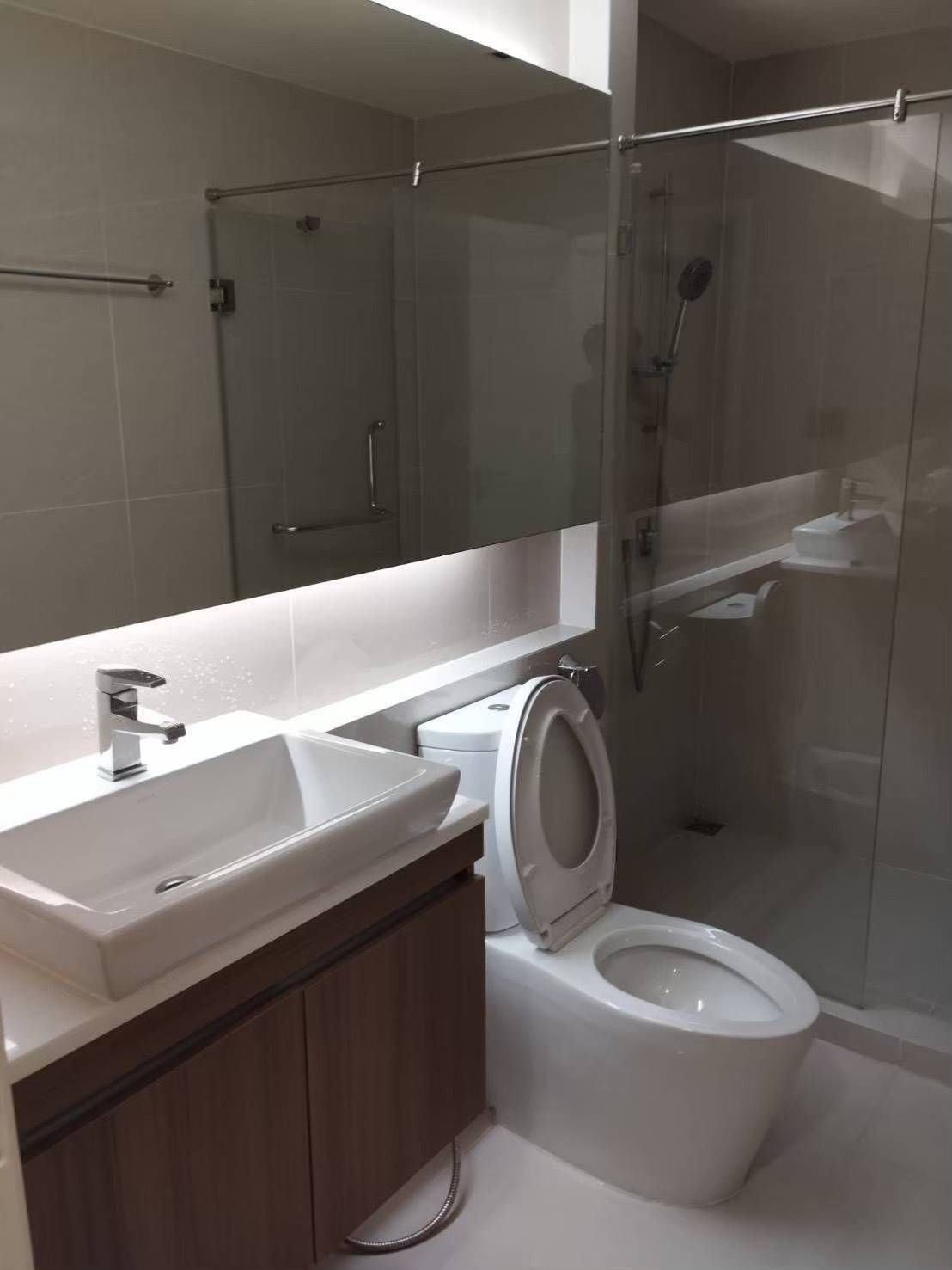 2 卧室 公寓 出租 在  - Image 6