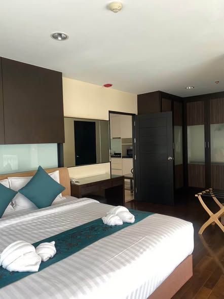 42 แกรนด์ เรสสิเด้นซ์ - Image 3