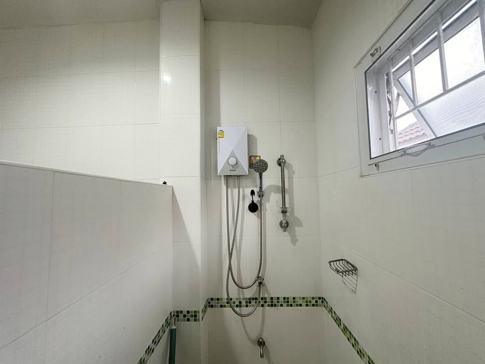 uploads/fd6bd717-700b-4a1c-8bbd-e097bbce9e68/f6dd54c6-7aa3-4d3a-b513-2703a5f309dd