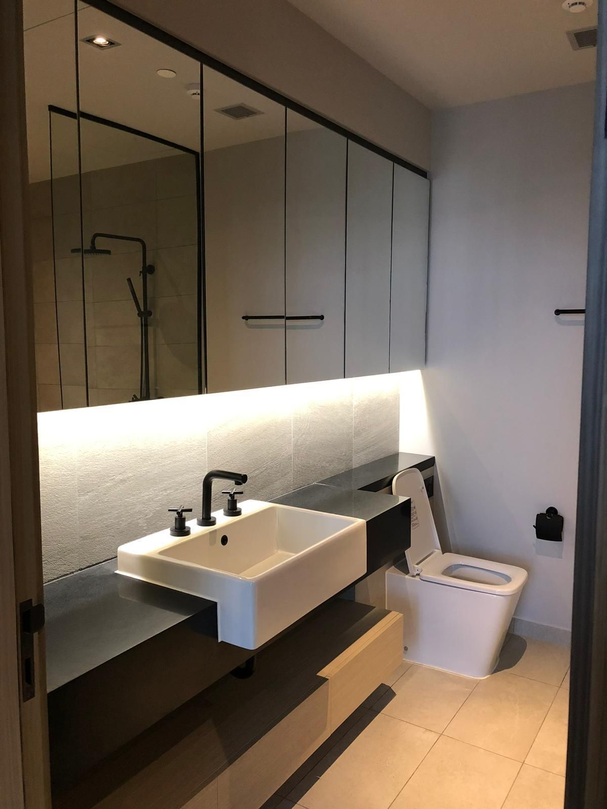 1 卧室 公寓 出售 在  - Image 3