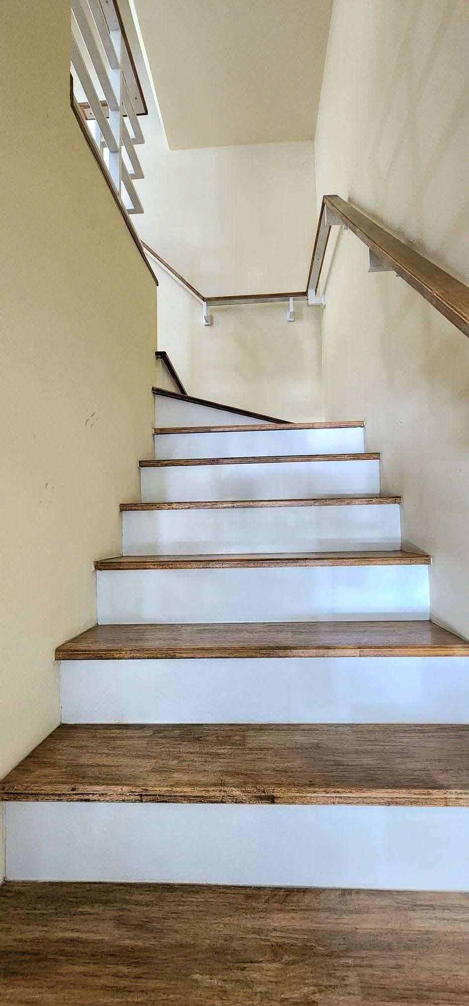 uploads/fd6bd717-700b-4a1c-8bbd-e097bbce9e68/fa8d5894-7013-4b8d-be99-66eb4f4674d0