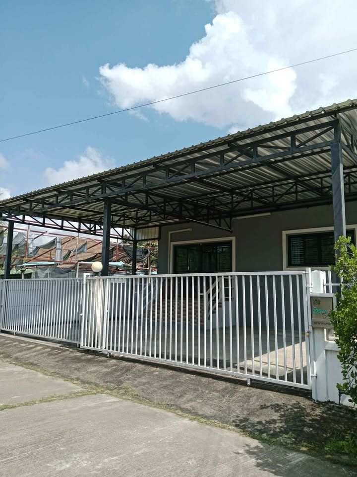 3 卧室 独立房屋 出租 在  - Image 1