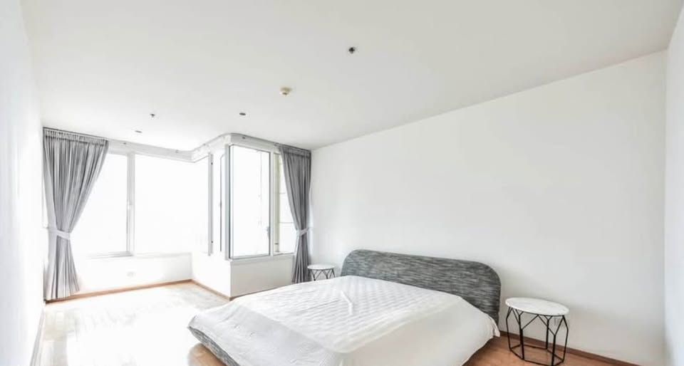 The Empire Place - Image 2